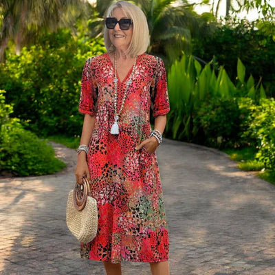 June | Flattering Chic Dress